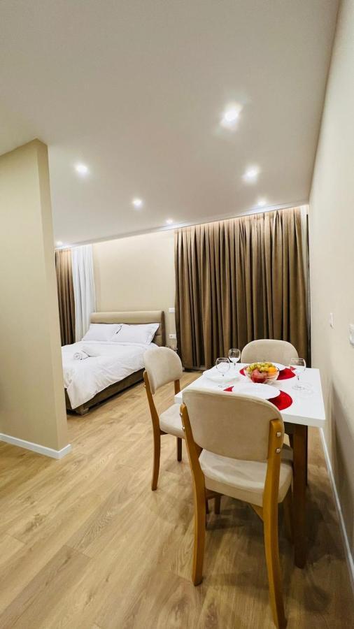 Kristi Apartments 03 Tiranë Ngoại thất bức ảnh